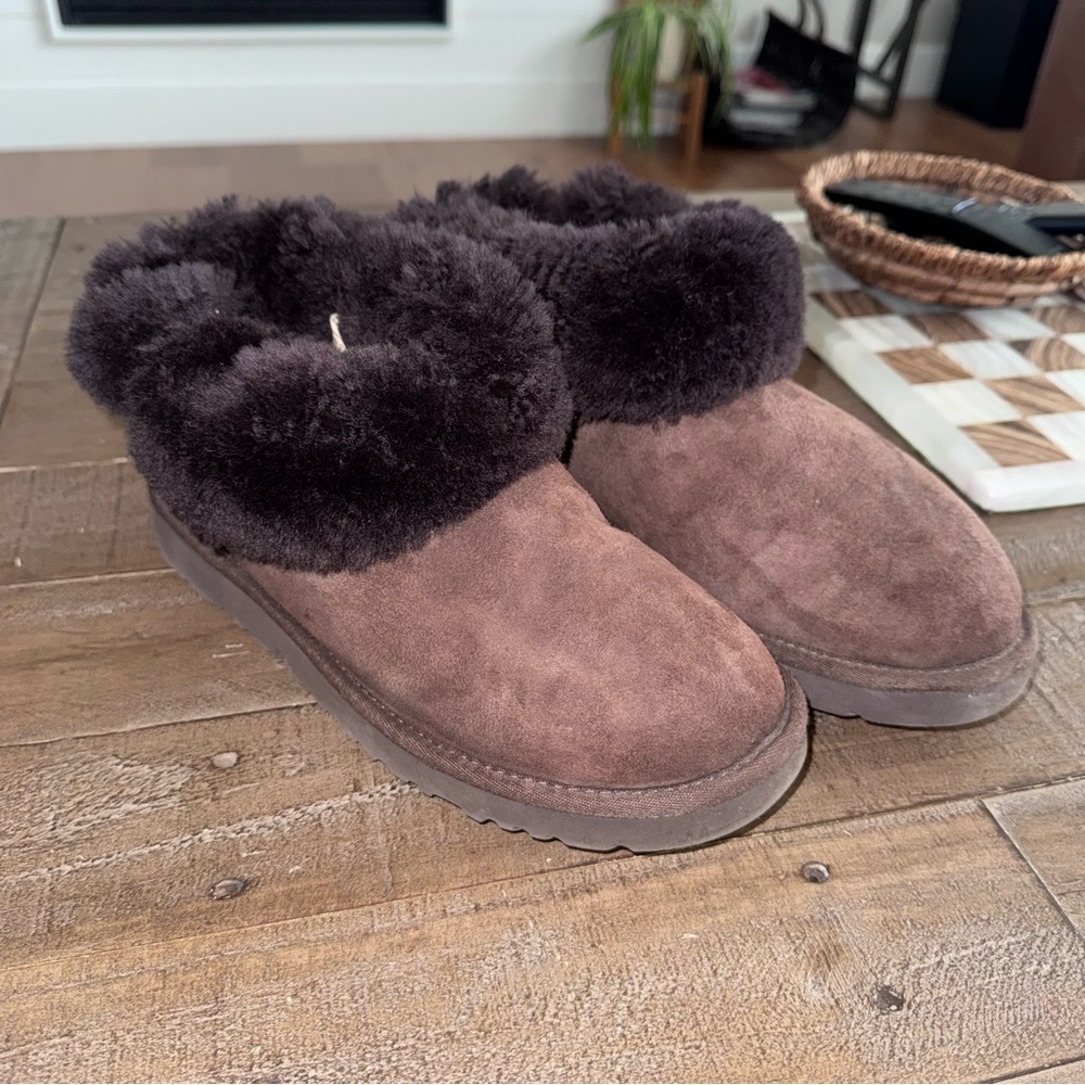 Ugg mini Bailey button boots in chocolate brown size 8 - Picture 9 of 9